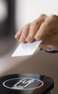 La empresa no reincorpora al trabajador tras una excedencia voluntaria