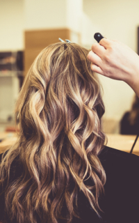 Despido a trabajadora por ir a la peluquería en horario laboral Despido a trabajadora por ir a la peluquería en horario laboral