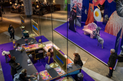 Contratación en Navidad de persona trabajadora Contratación en Navidad de persona trabajadora