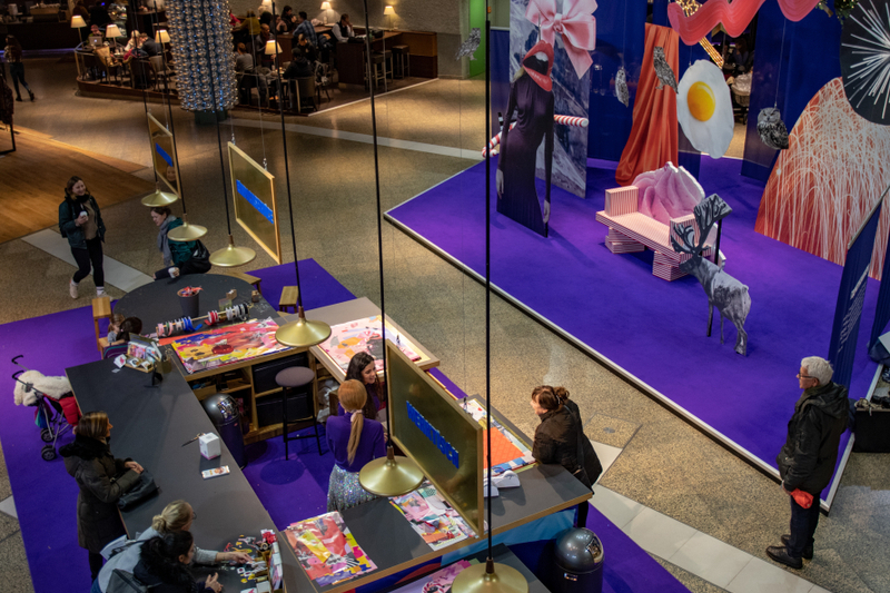 Contratación en Navidad de persona trabajadora Contratación en Navidad de persona trabajadora