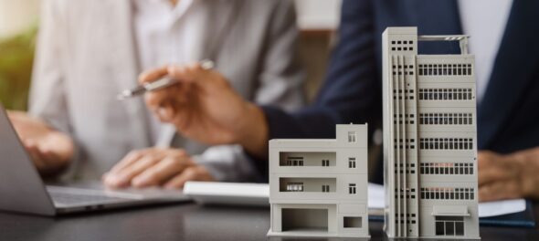 Imagen del artículo  La adjudicación de contratos públicos: una guía clara para PYMES y despachos