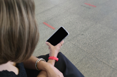 Despido por incumplimiento del horario y uso abusivo de dispositivos móviles