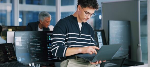 Imagen del artículo ¿Despedir por navegar en internet? Depende de lo que diga el Convenio Colectivo