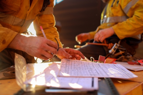 cambiar el puesto de trabajo o las funciones a un trabajador cambiar el puesto de trabajo o las funciones a un trabajador
