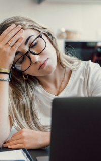 Incapacidad absoluta por acreditar sobradamente agotamiento físico y mental