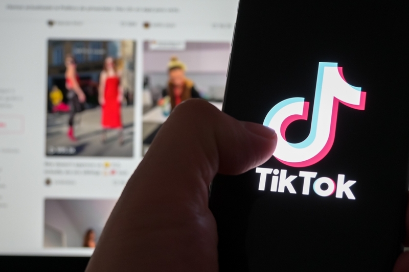 Despedido por criticar a su empresa en Tik Tok Despedido por criticar a su empresa en Tik Tok